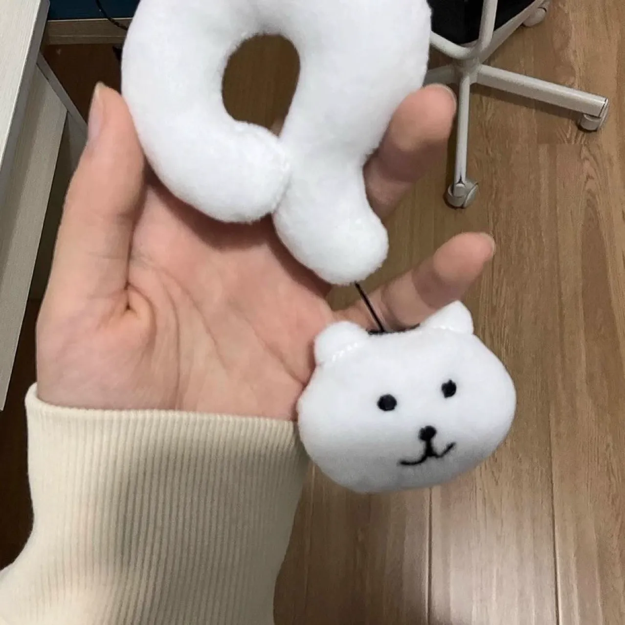 Thumb 3
